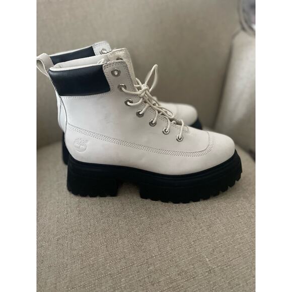 Timberland Combat Boots; Round Toe Boot; S53, Sz 9 - Picture 3 of 13